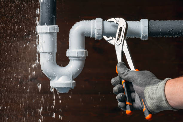Professional Drain Cleaning technician working in Islandia, NY